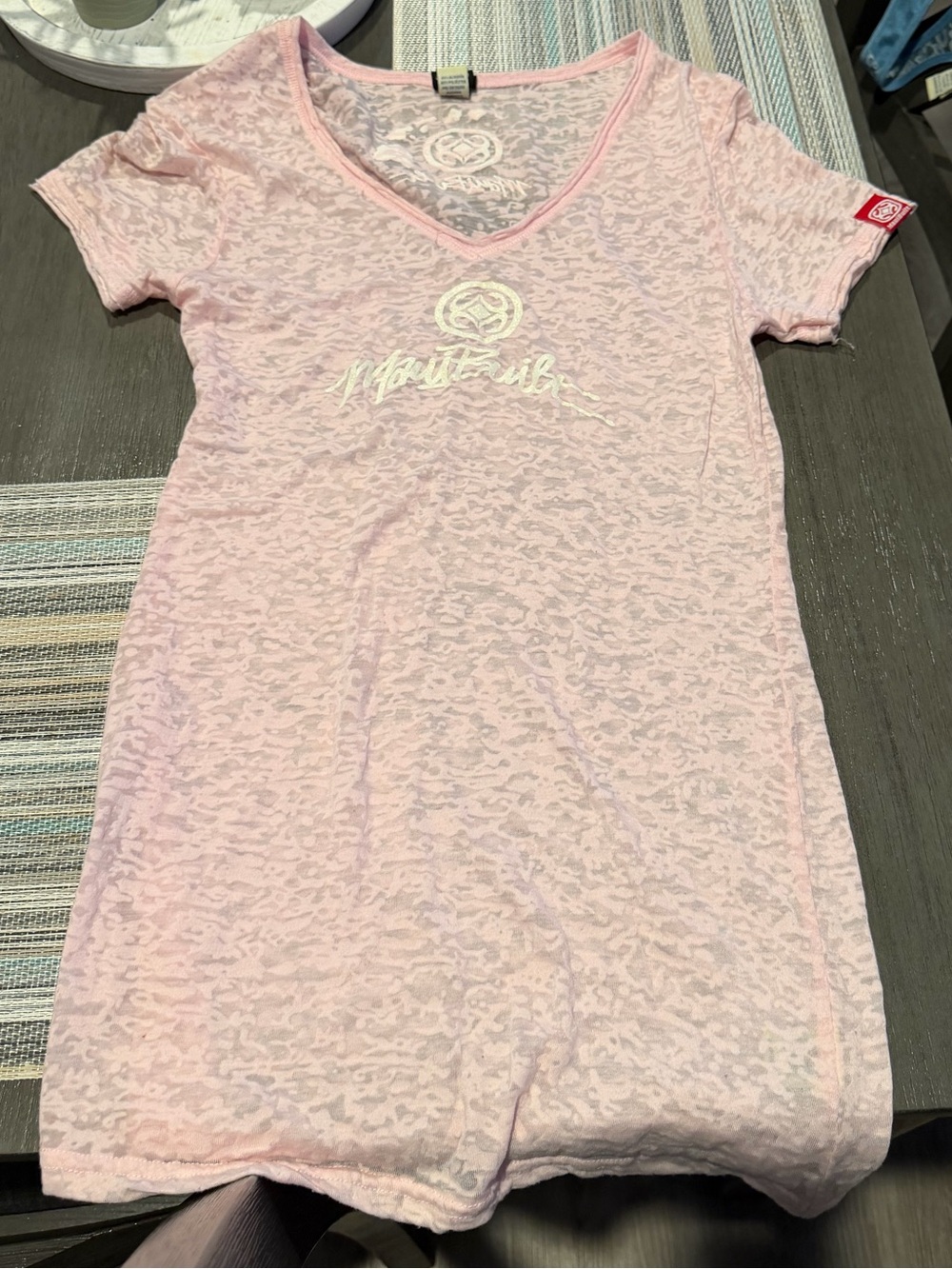 Maui Built Light Pink V-Neck Short Sleeve Tee with Subtle Texture